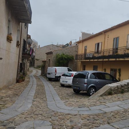 Casa Luisa Apartment Aggius Екстериор снимка